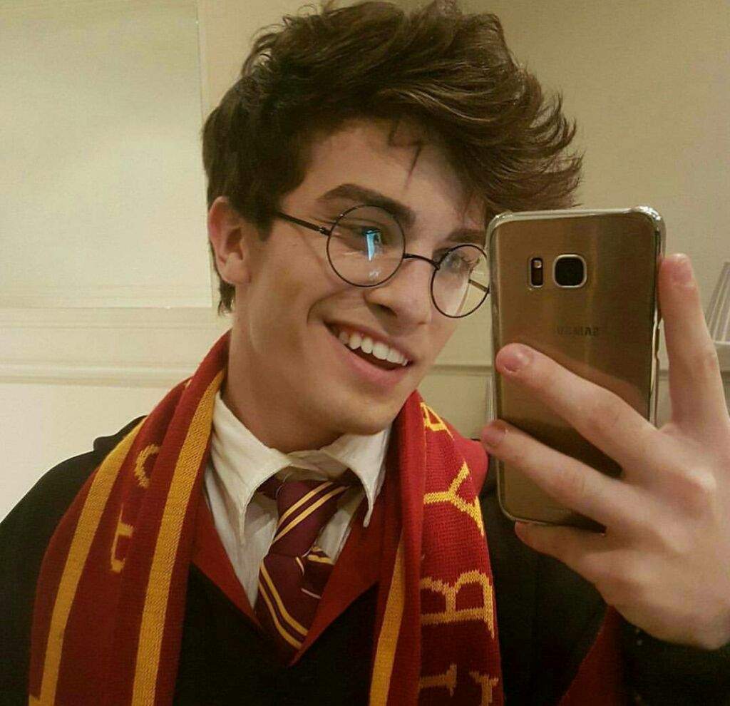 files/Harry_Potter_Guy.jpg